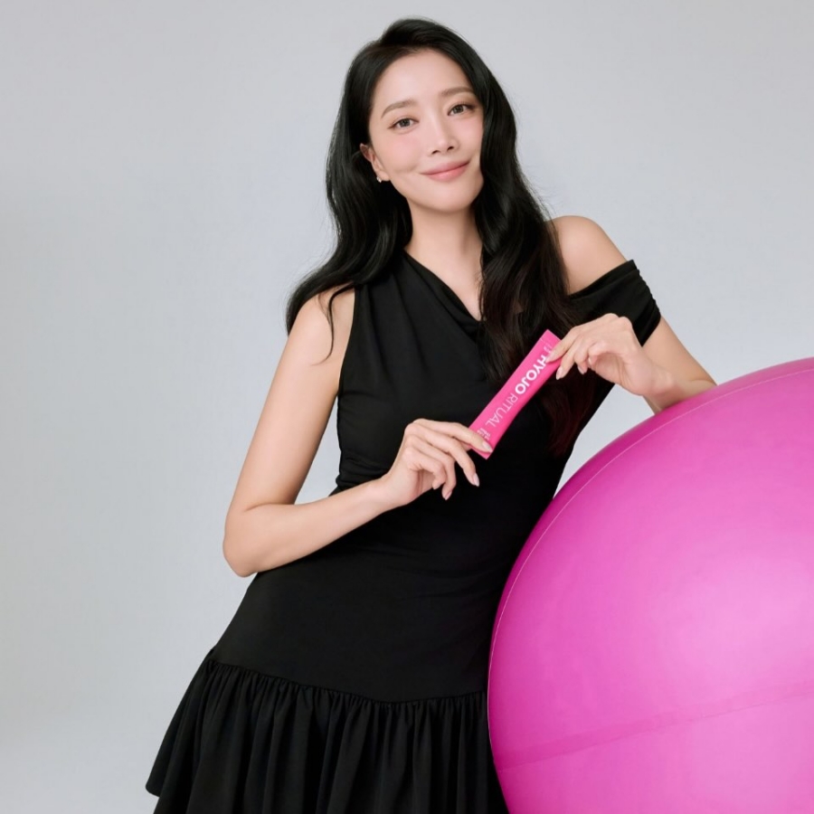 ���̽��� 1�� ��� ���̸� �����, û������ ��Ƽ �Ծ��� ���ε��������� �е���