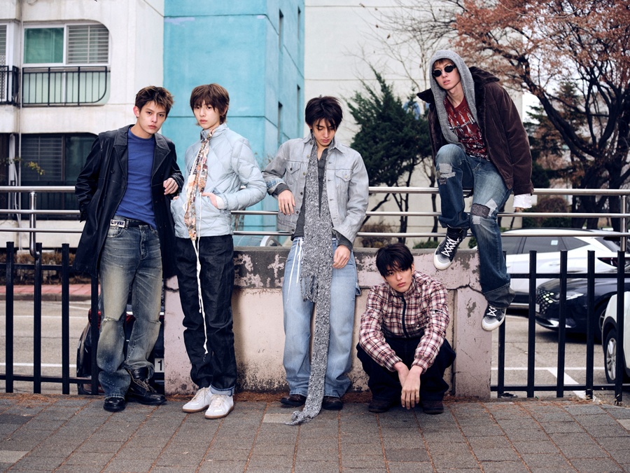 �ٹҾ��� �ڸ�Ƽ���� '����'������� �߾� ��� ��ҿ��� �Կ��� ���־� ����