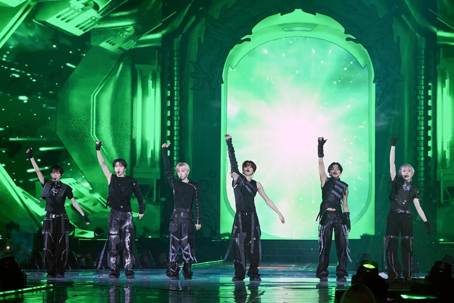 NCT WISH, ���ڸ� �ܼ�Ʈ �ǳ�����ù ���� '���� �� ����'�� �� é�� ����