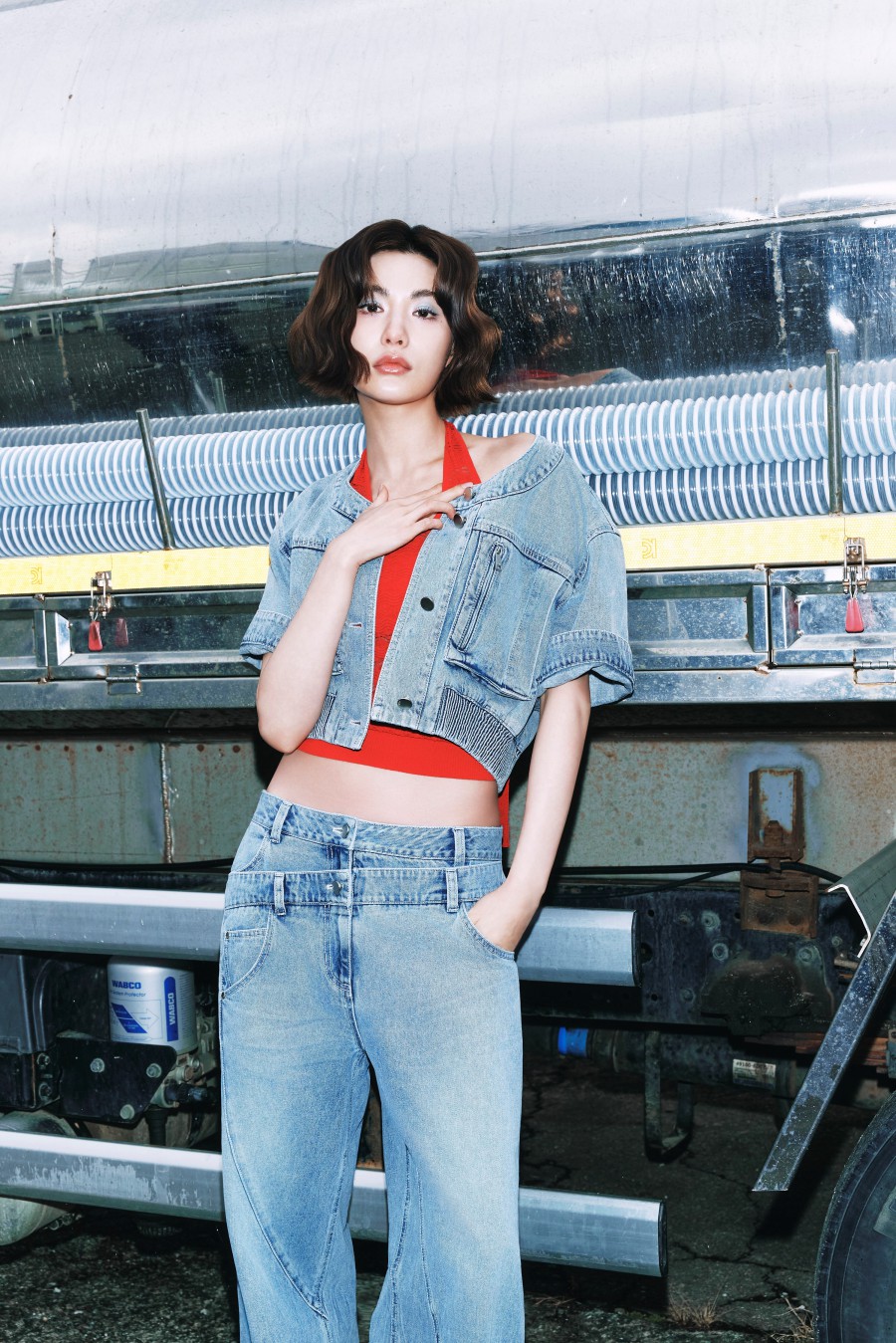 나나, 고혹에 청량 한 스푼…절제된 세련미 [화보]