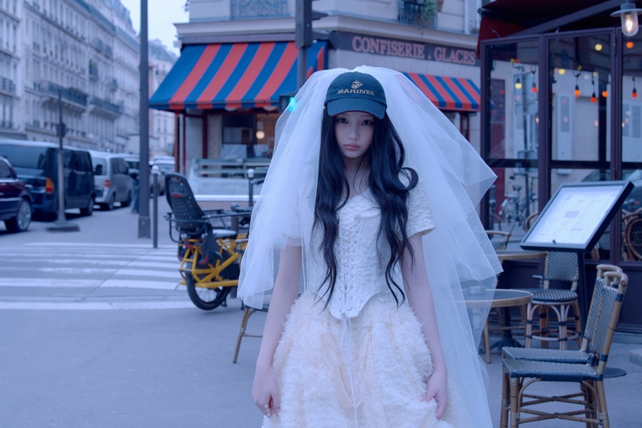 ���� �־ִ� �ٷ� "It's Me"������ �� ���ϸ�, �絹�� ���� ����