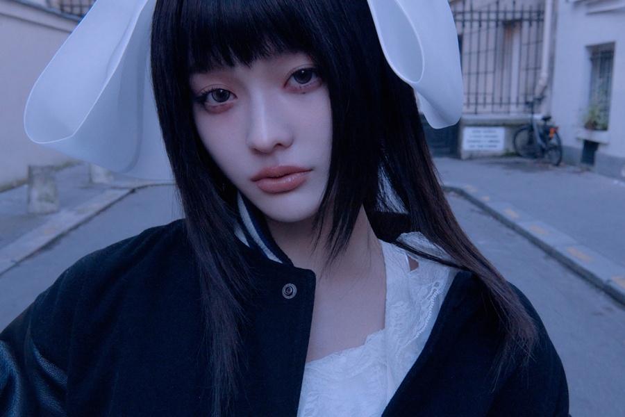 ���� �־ִ� �ٷ� "It's Me"������ �� ���ϸ�, �絹�� ���� ����