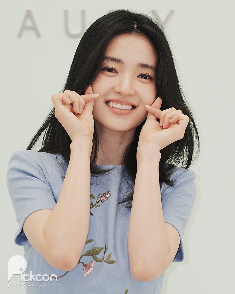 프라다뷰티 포토콜 / 사진: 픽콘DB
