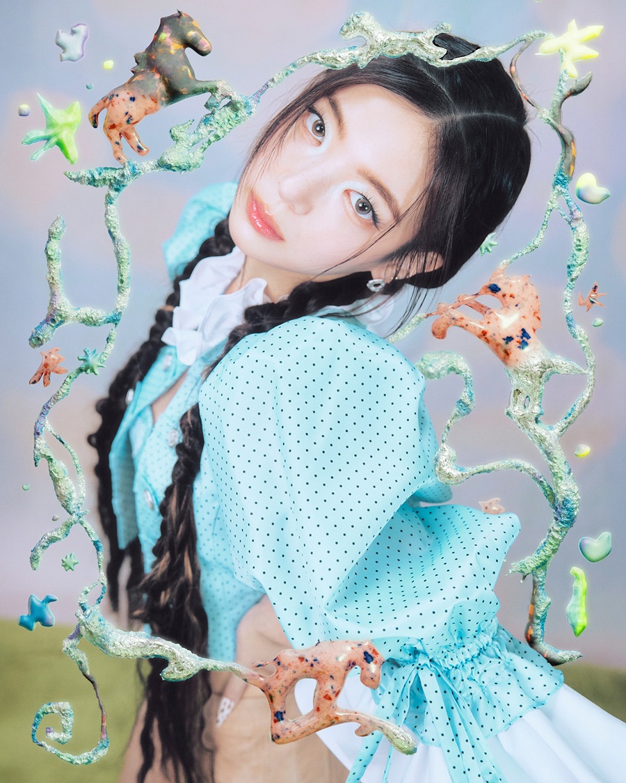 ITZY, �� ��� ���� ��� ���־�����ũ�� ������ �����ϴ� 'Motto'