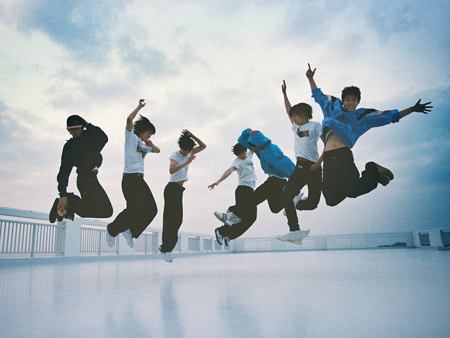 ���̵�, ����(27��) �Ĺ� ���� �շ����� �̱� 'FLY!'�� ���Ǵ� ����