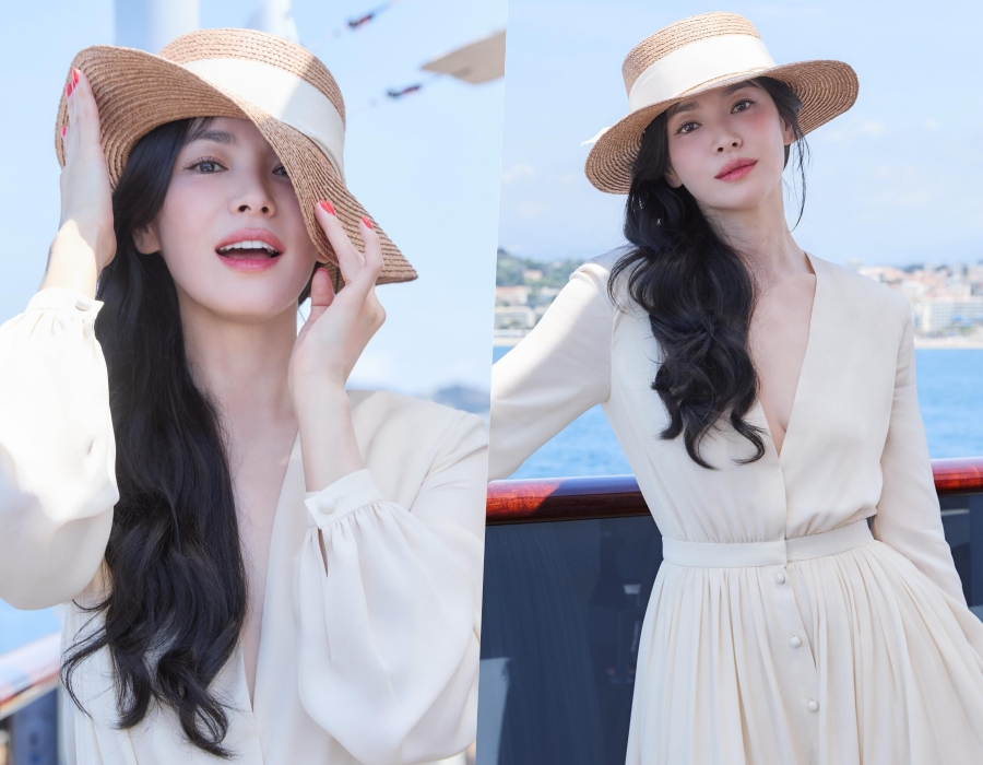 송혜교, 가슴 라인 드러난 청순·섹시 드레스…휴양지룩이 영화 속 한 장면 같아