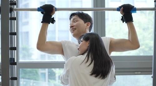 박위, 운동 중에도 ‘♥송지은’ 딱풀 모드…재활 가능케한 애정 폴폴