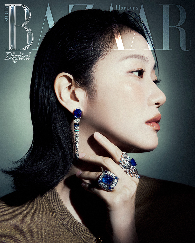 ���� : ���۽� ���� �ڸ��� Harper��s BAZAAR ����